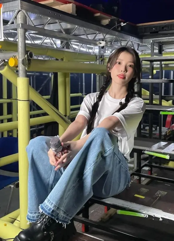 아이유 IU 프로필 갤러리ㅣ노래 음악 mbti 인스타 유튜브