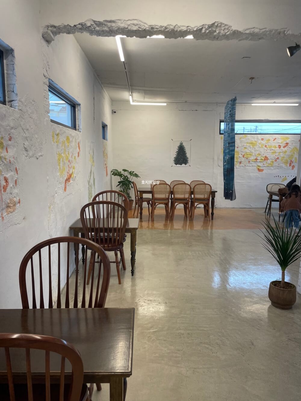 홍천 카페 핸드 드립 전문점 손탁커피 - 마을회관 흔적