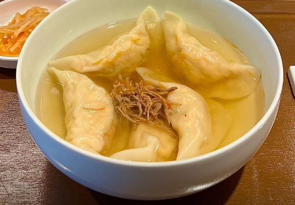 이북식손만둣국