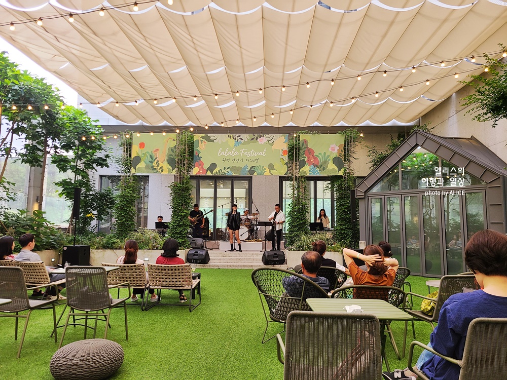 라까사호텔 광명 제 3회 랄랄라 페스티벌, 와인 한잔에 감미로운 재즈 선율 + 키즈풀패키지 이벤트(~2022.08.28)