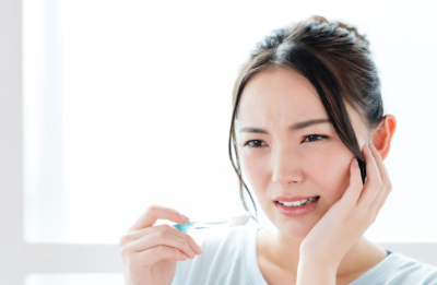 이가 아프거나 아프지 않거나