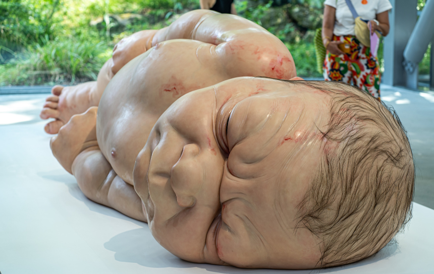 2025 론뮤익 전시회 리뷰 ❘ 서울에서 만나는 초현실 조각의 세계