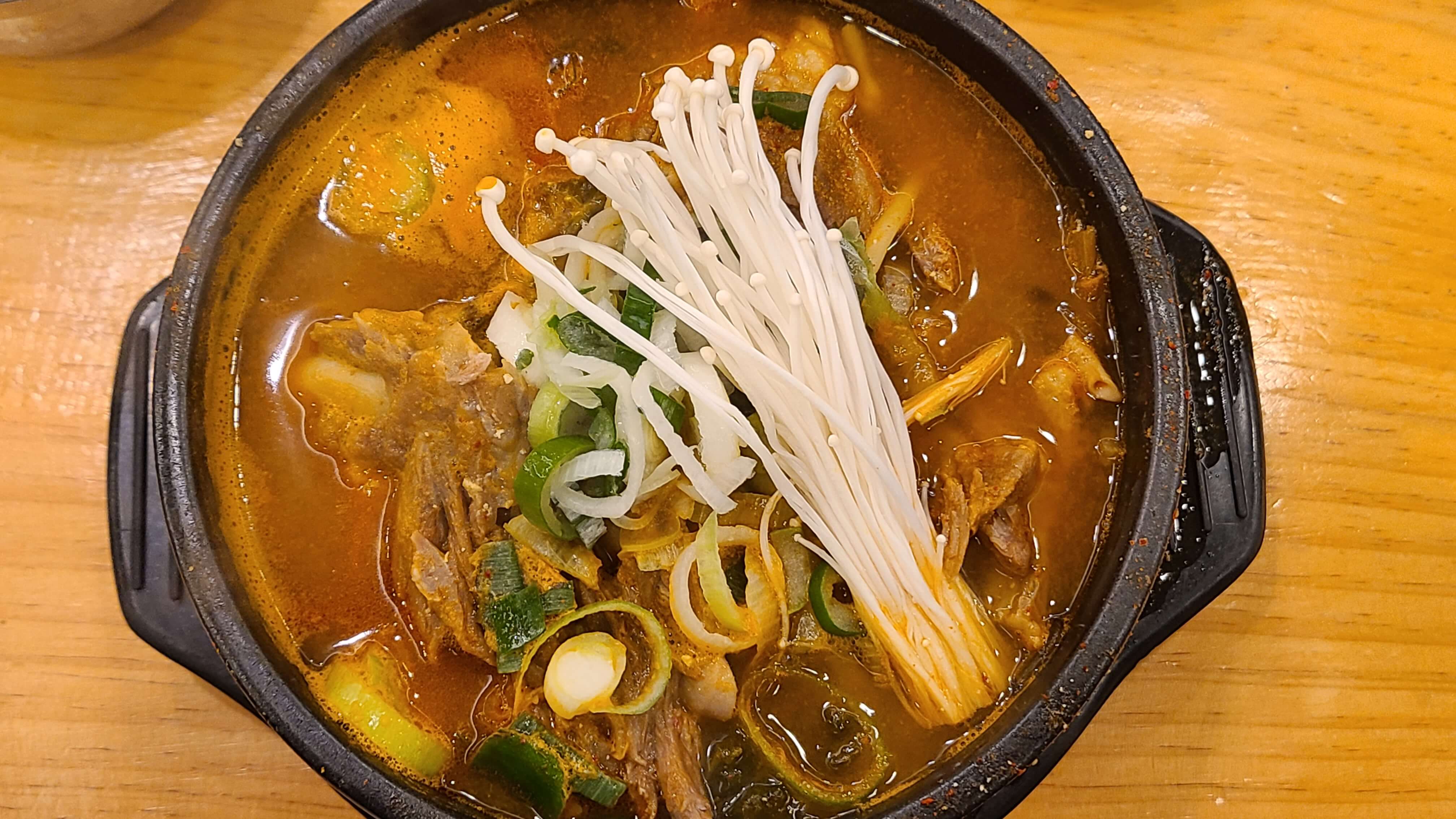 금바위-감자탕-뼈해장국