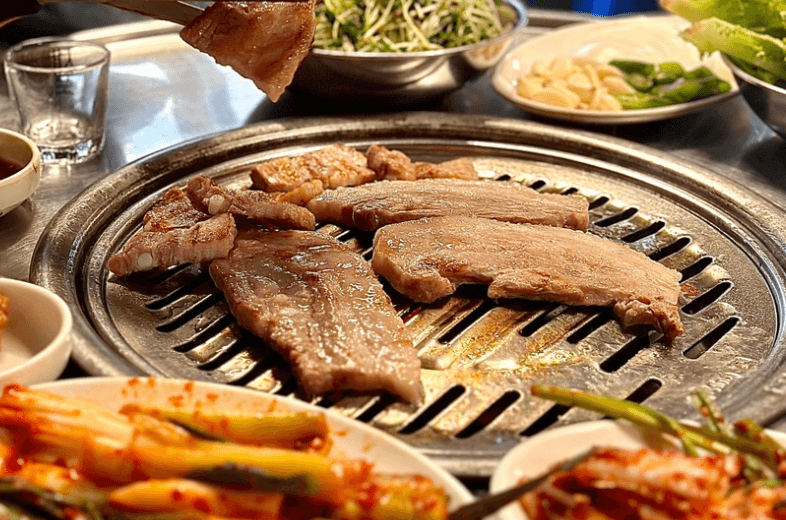백반기행 돼지껍데기 서울 강서 발산역 맛집