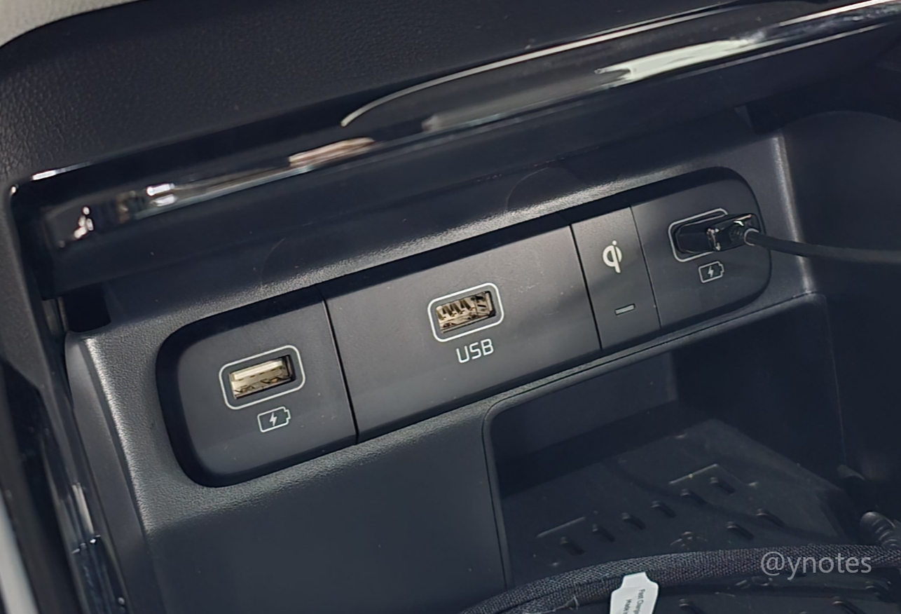 쏘렌토 하이브리드 MQ4 USB 연결 단자
