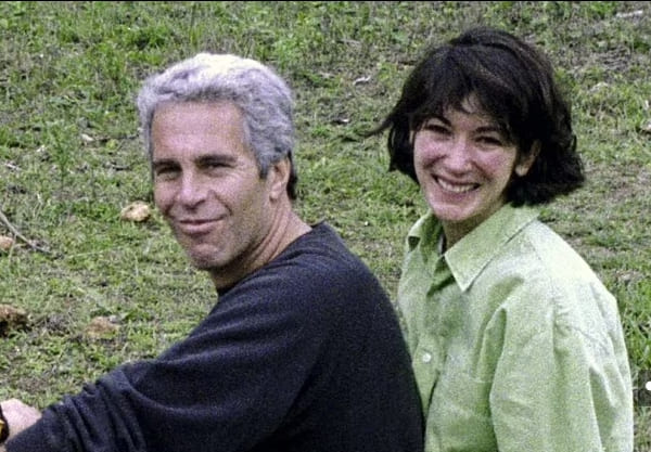 여성과 아동 성학대 인신매매 범죄로 중형이 내려진 미국의 두 유명인...가수 알 켈리 그리고 앱스타인 연인 맥스웰