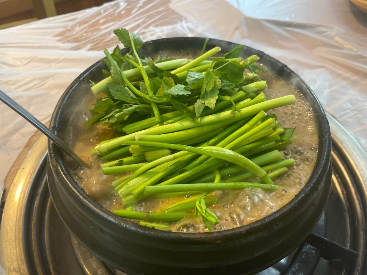 생생정보 고수의 부엌 목포 푸짐한 오리주물럭과 고소한 오리탕 맛집 목포관광오리탕