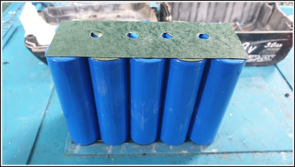 엘지 고방전셀 스폿 작업