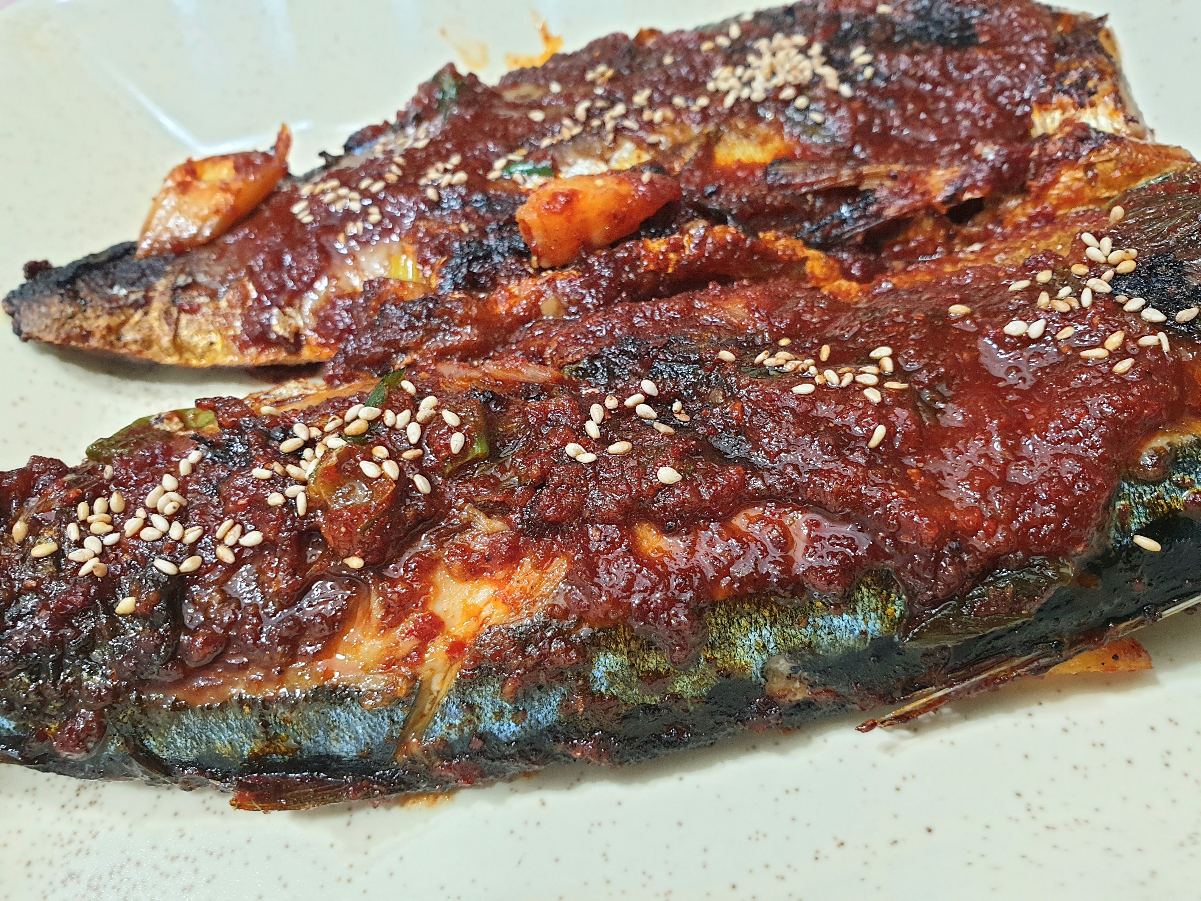 완성된 고등어 양념구이