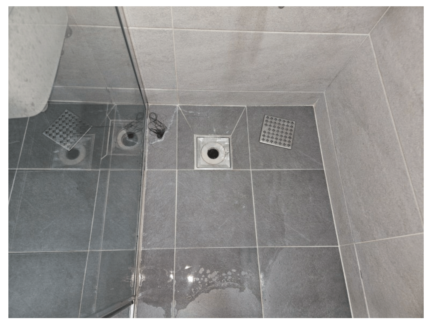 바퀴벌레 완벽 퇴치방법&amp;#44;바퀴벌레 퇴치&amp;#44; 바퀴벌레 방역&amp;#44; 바퀴벌레 유입경로&amp;#44; 음식물쓰레기&amp;#44;바퀴벌레 유입경로창문 틈&amp;#44; 바퀴벌레 유입경로 문틈&amp;#44; 바퀴벌레 유입경로 이웃집&amp;#44;바퀴벌레유입경로 택배상자&amp;#44;음식물쓰레기버리기&amp;#44;물기제거&amp;#44;틈새막기&amp;#44;바퀴벌레 살충제&amp;#44; 바퀴벌레 덫&amp;#44; 바퀴벌레 천연 퇴치제 계피&amp;#44;바퀴벌레 천연 퇴치제 붕산&amp;#44;바퀴벌레 천연 퇴치제 오렌지 레몬껍질&amp;#44;바퀴벌레 천연 퇴치제 로즈마리&amp;#44;바퀴벌레 천연 퇴치제 페퍼민트&amp;#44;바퀴벌레 천연 퇴치제 라벤더&amp;#44;바퀴벌레 방역업체&amp;#44;바퀴벌레 퇴치 배수구트랩&amp;#44;바퀴벌레 퇴치 뜨거운 물 붓기&amp;#44; 바퀴벌레 퇴치 방충망설치&amp;#44; 바퀴벌레 퇴치 문틈막기