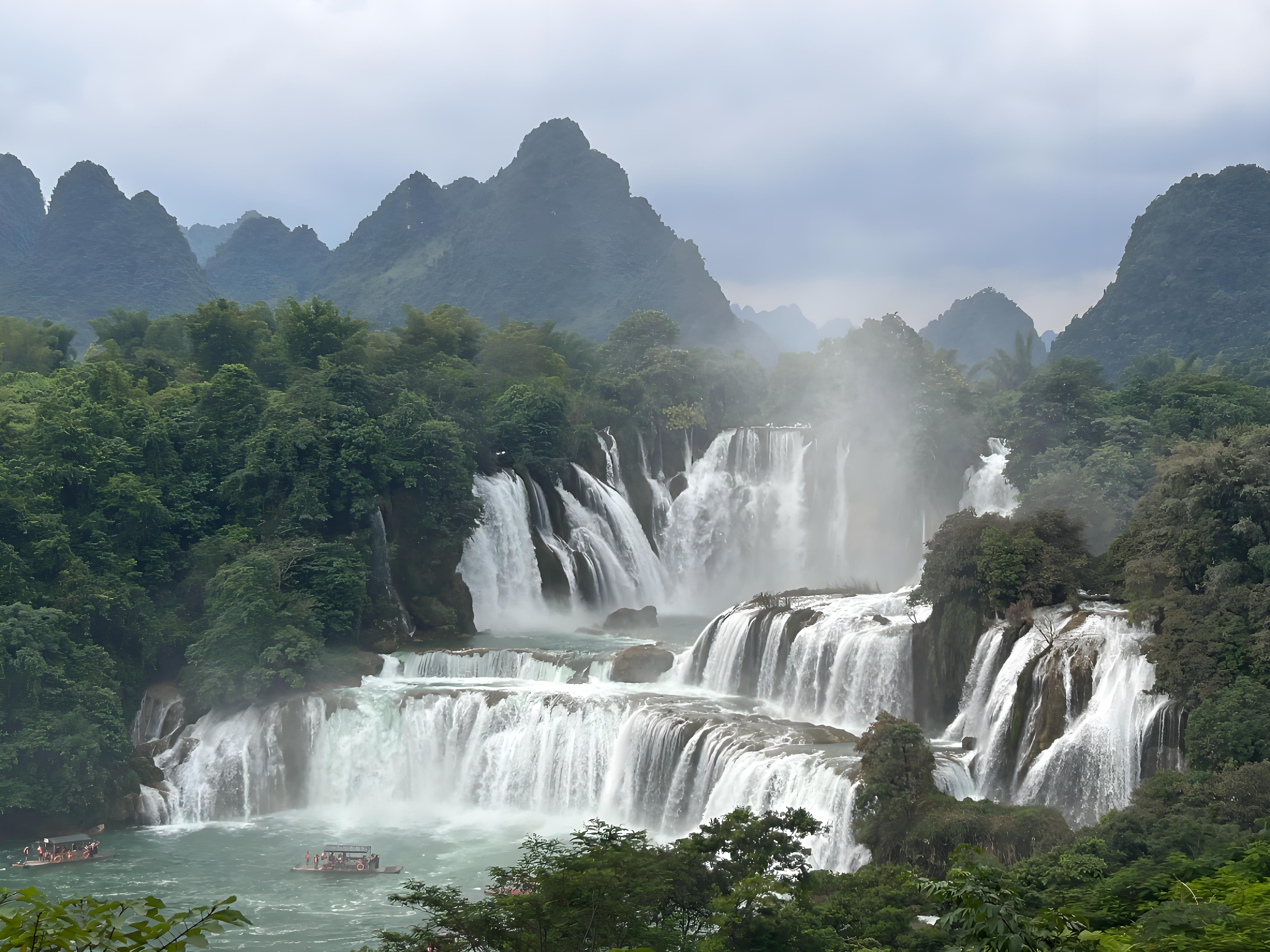 중국 더틴폭포(德天瀑布) 사진