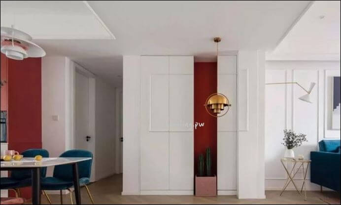 현관에서-바라본-집