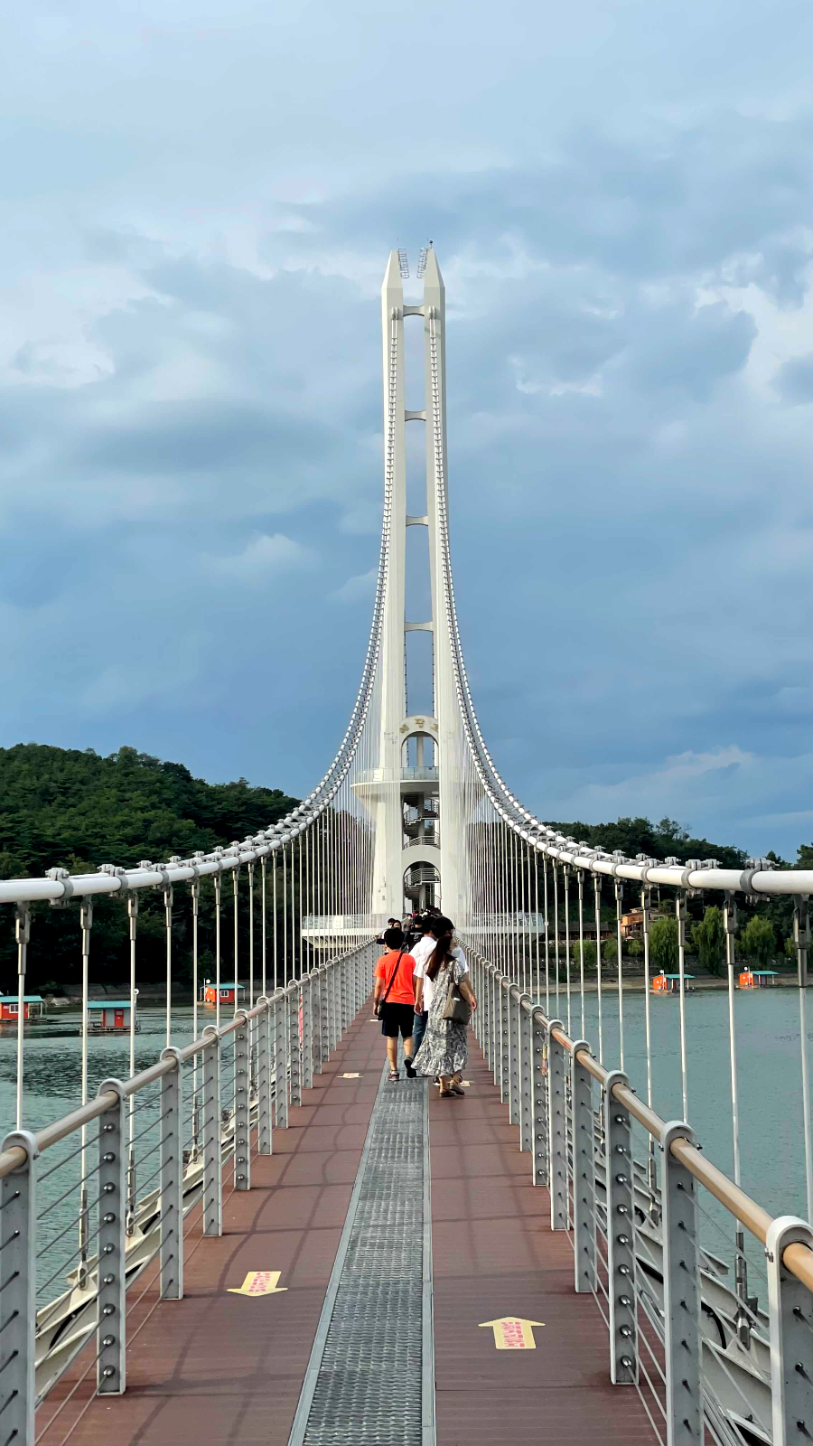 예당호 출렁다리