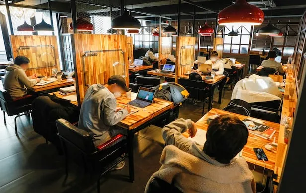 공부하기 좋은 카페 추천 완벽 학습 공간_3