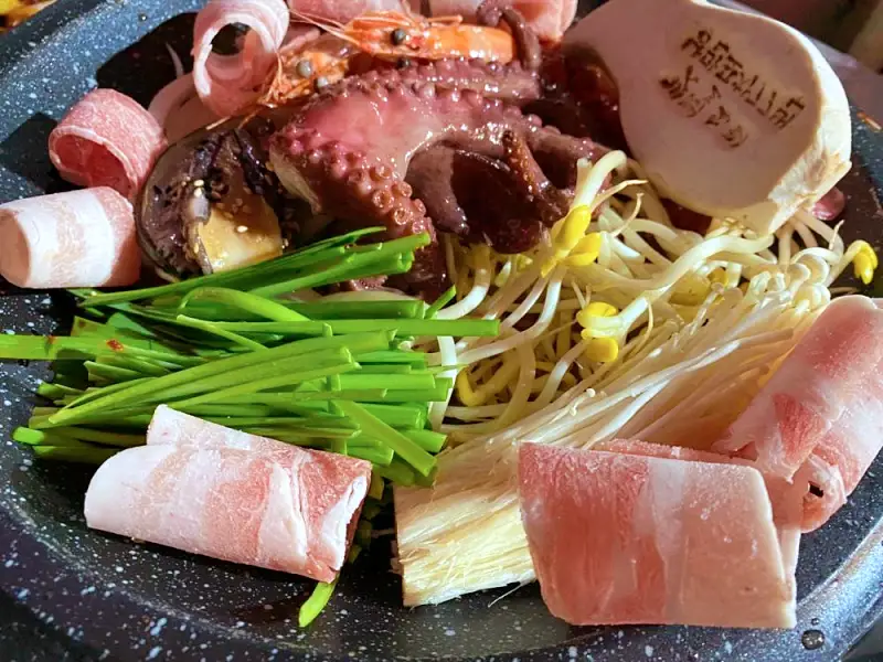 어서와 한국은 처음이지 여수 독일 3인방 낭만포차 오션뷰 뷰맛집 낙지호롱 & 돌문어 해물 삼합 맛집 위치