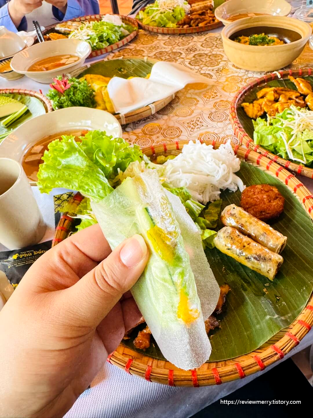 반쎄오 싸먹는 법