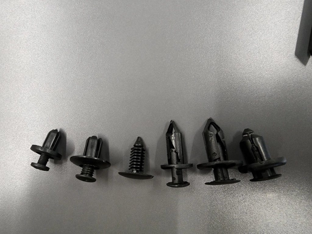 리테이너 락 체결 전후 비교