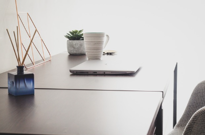 사무실 필수템 스트레스를 낮추고 집중력을 높이는 향기 추천