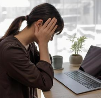 메스꺼움-어지러움-여성사진