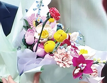 유재석 레고 꽃다발 화원업게 반발 이유