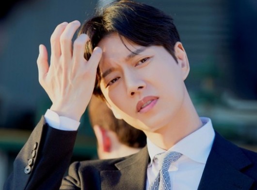 유흥업소출신 의혹받는 여자연예인 TOP 4