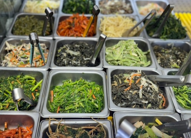 대치동-다국적반찬-정성가득찬