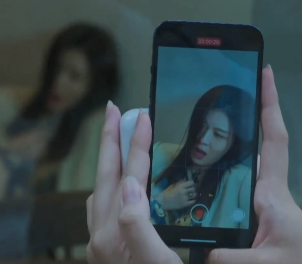 추상아의 카메라 각도