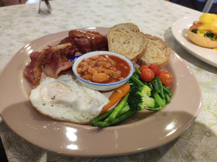다낭 푸나 카페 잉글리쉬 브렉퍼스트 베이컨 베이크드빈