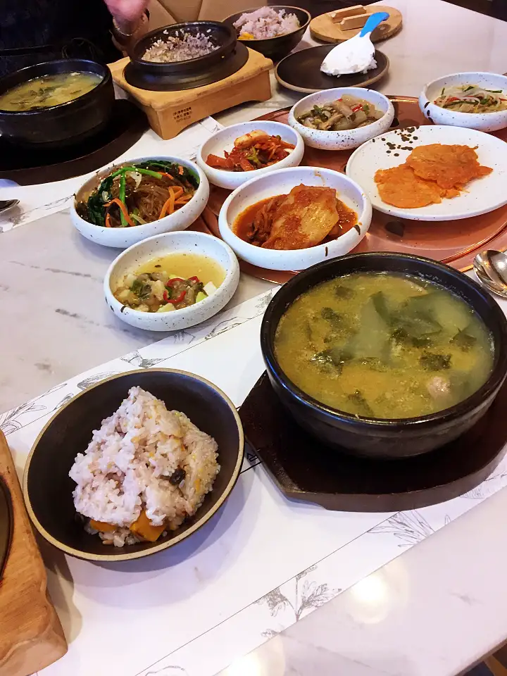백반기행 179회 김종민 편 미역국 울릉도 돌미역 한우등심미역국 간장게장 한정식 청담동 맛집 소개