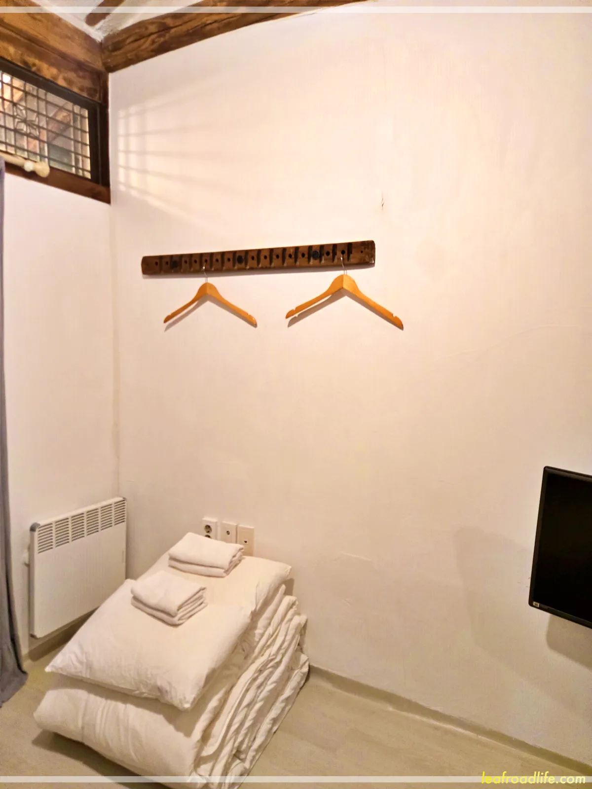 전주-한옥마을-숙박-가인당-그린나래방-이불-베게