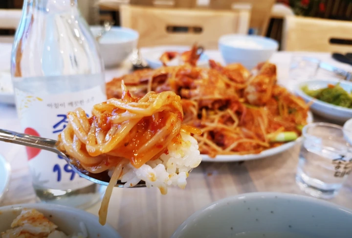 창동초가집