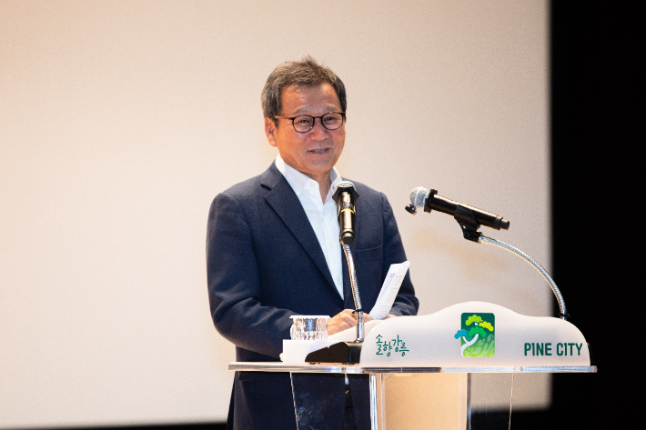 강릉 시장 김홍규 프로필 소속정당