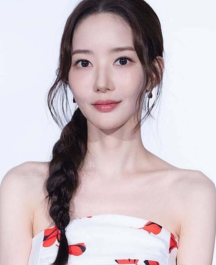 배우-박민영