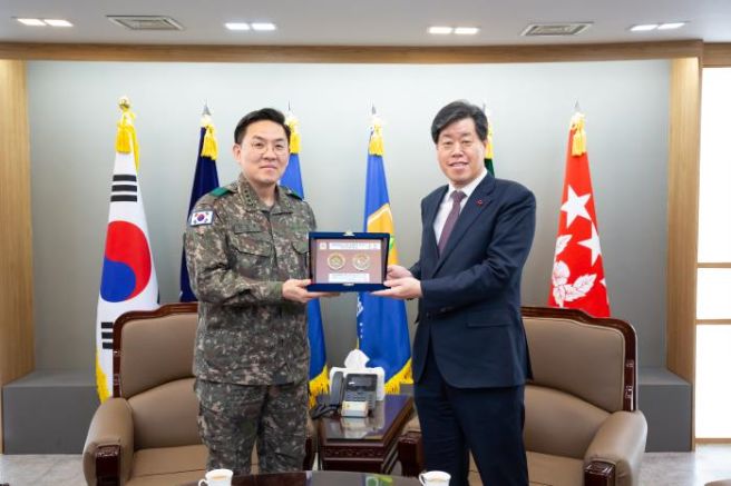 이진우 중장 프로필