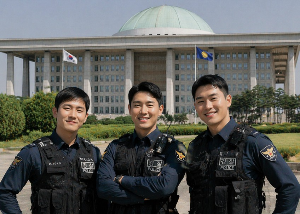 영화 청년경찰 이미지
