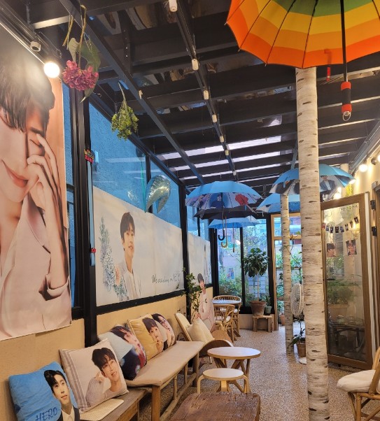 임영웅 갤러리 카페