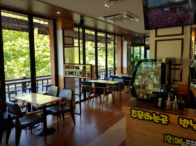 마이산 힐링 하우스 앤 카페 정보 