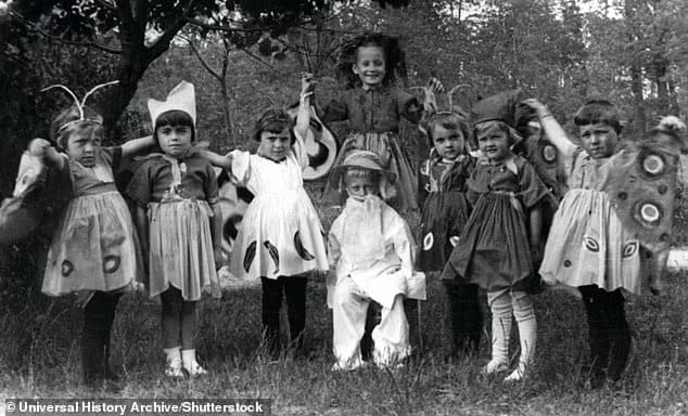 나찌 홀로코스트 기간 동안 2,500명 아이들 생명 구한 "여성 오스카 쉰들러" VIDEO: The "female Oskar Schindler", who saved the lives of 2,500 children during the Holocaust