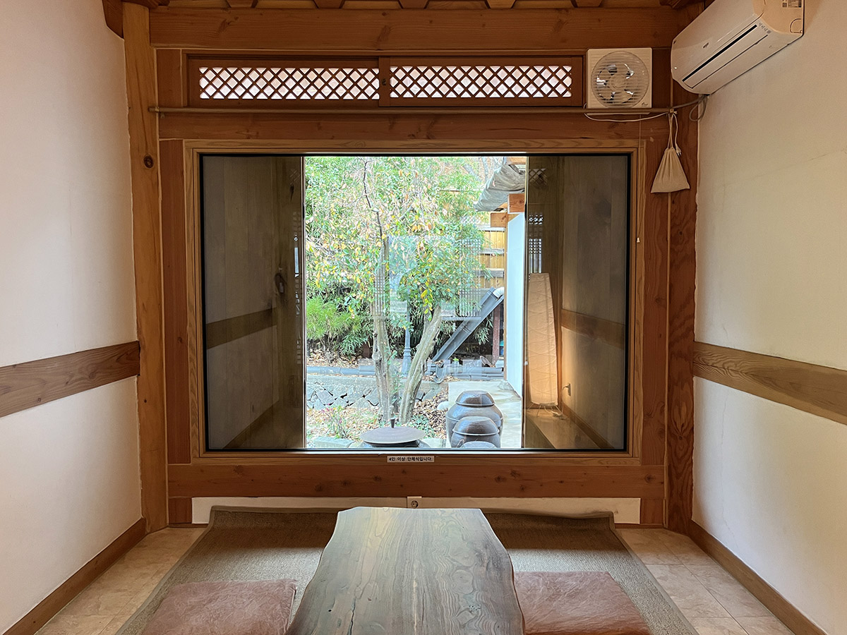 울주군 언양 한옥 카페 농도 내부