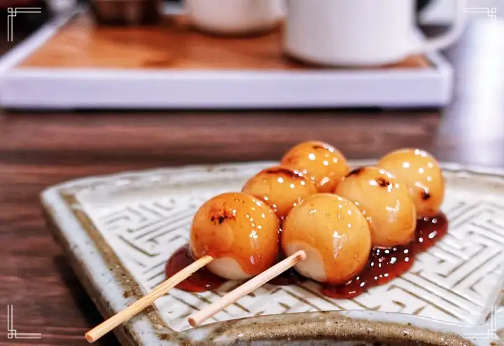 홍차 녹차 당고 양갱 모나카 디저트 특별한 인연이 있는 동양식 찻집 카페 포항 구룡포 일본인 가옥 거리 맛집