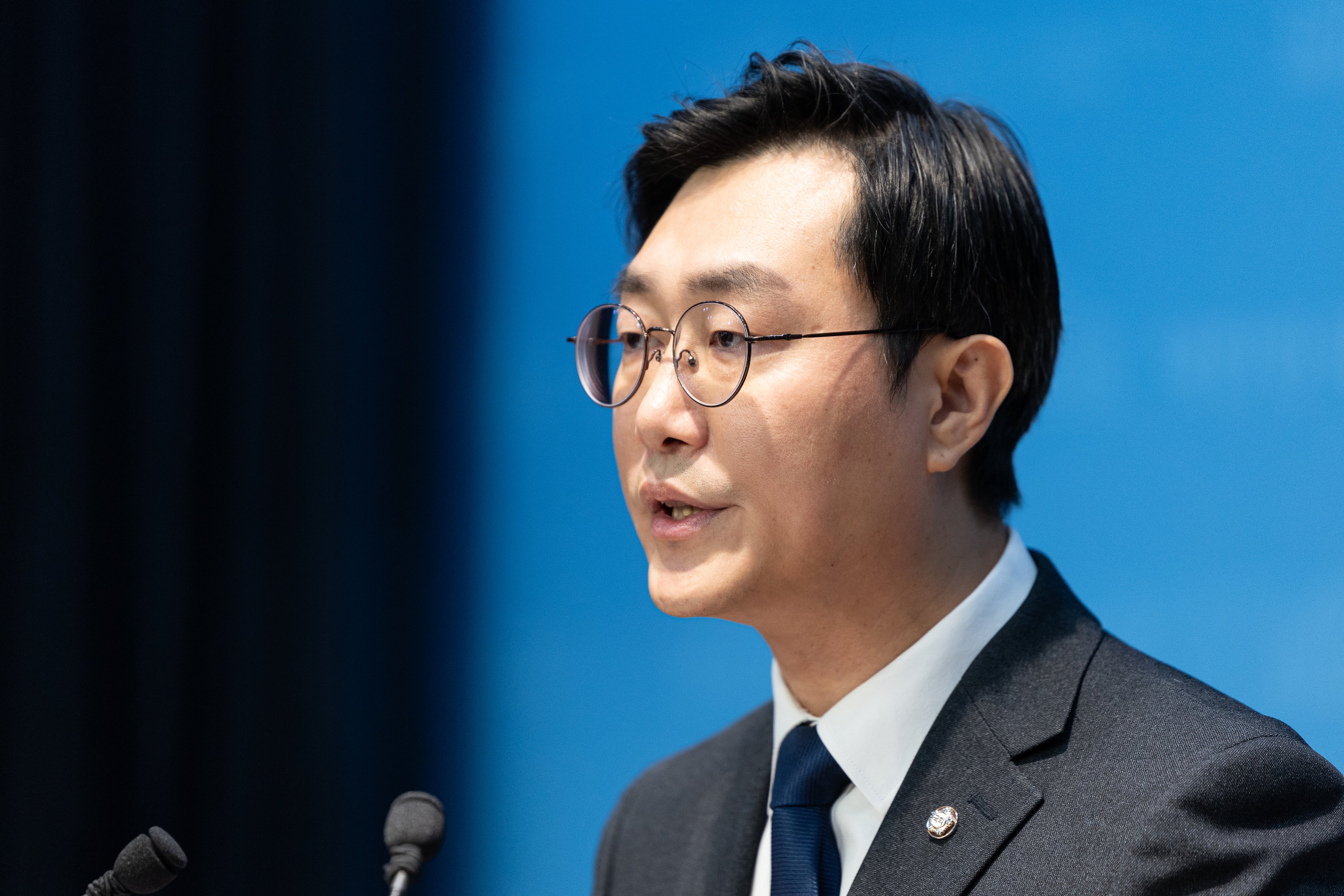 장경태 국회의원 기소 관련 당사자 반론과 탈당 관련 사진
