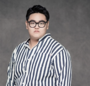 손보승 화보