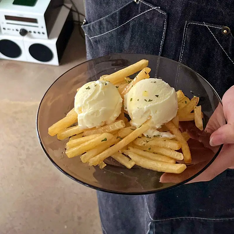이색 떡볶이 대결 파스타떡볶이 즉떡 즉석떡볶이 성수동 뚝섬역 맛집 추천 생방송투데이 리얼맛집 오늘방송 수요맛전