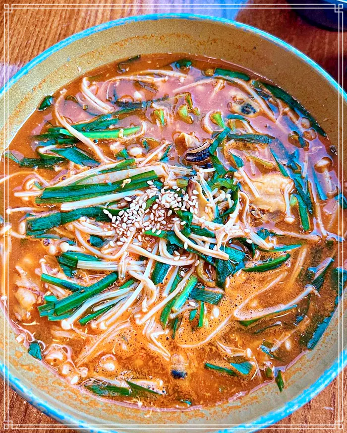 맛있는 녀석들 동해, 속초, 청초호 싱싱한 해산물, 전복, 해삼, 횟감, 사골육수 물회 맛집