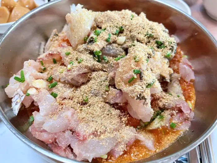 식객 허영만 백반기행 진도 자연산 모듬회 간재미 매운탕 간재미탕 맛집