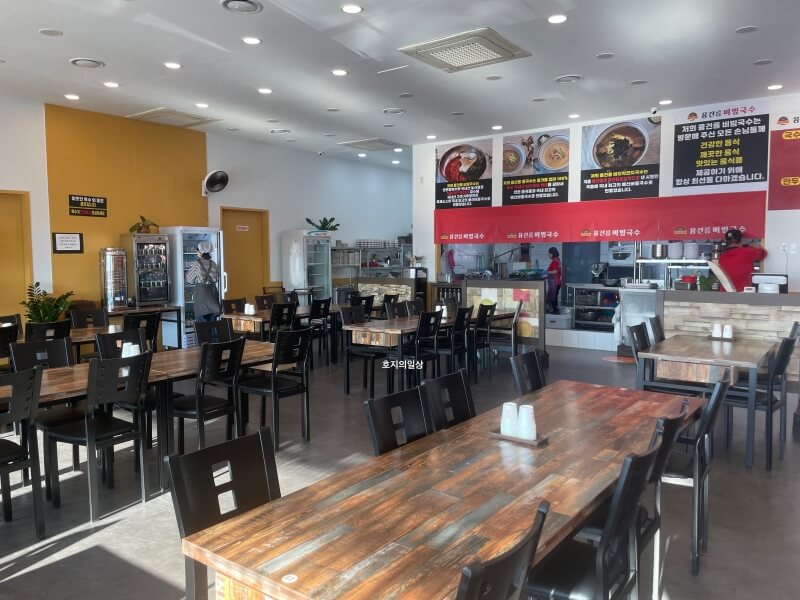 봉담 수기리 맛집 융건릉 비빔국수 - 매장 좌석