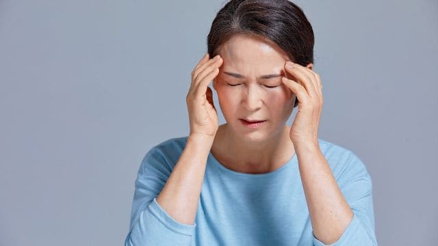 갱년기에 좋은약 갱년기 유산균 영양제 식품 추천 갱년기 증상 치료 극복