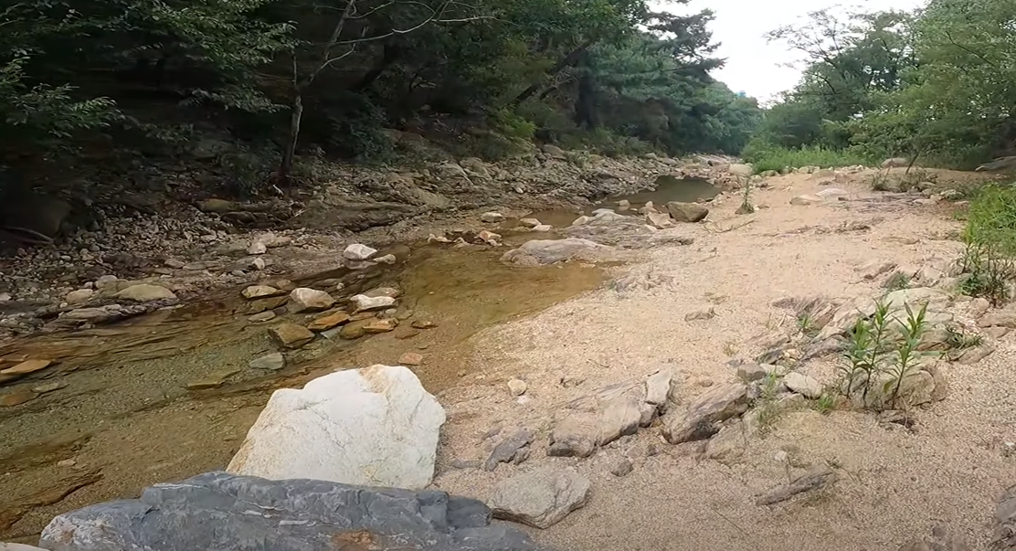 삼막사계곡: 역사와 청정 자연이 공존