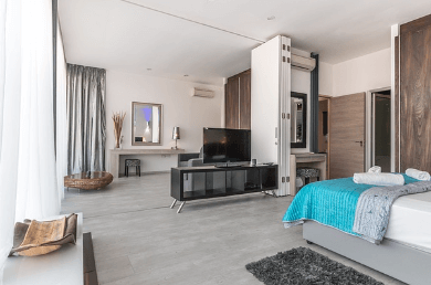 웹투어 할인쿠폰