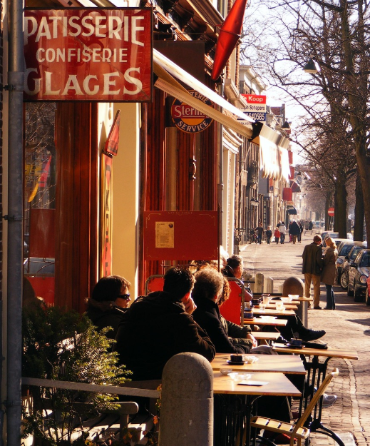 도심 열섬현상과 카페&middot;공원의 변화 &ndash; 여름철 야외 공간의 생존 전략
